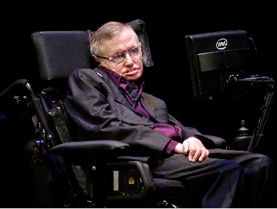 Stephen Hawking: "Trí tuệ nhân tạo sẽ là dấu chấm hết cho loài người" 